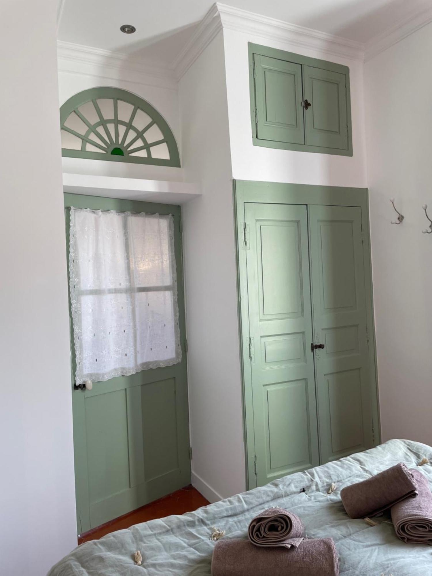 L'Ecrin De Mona Au Coeur De Lourmarin Apartment ภายนอก รูปภาพ