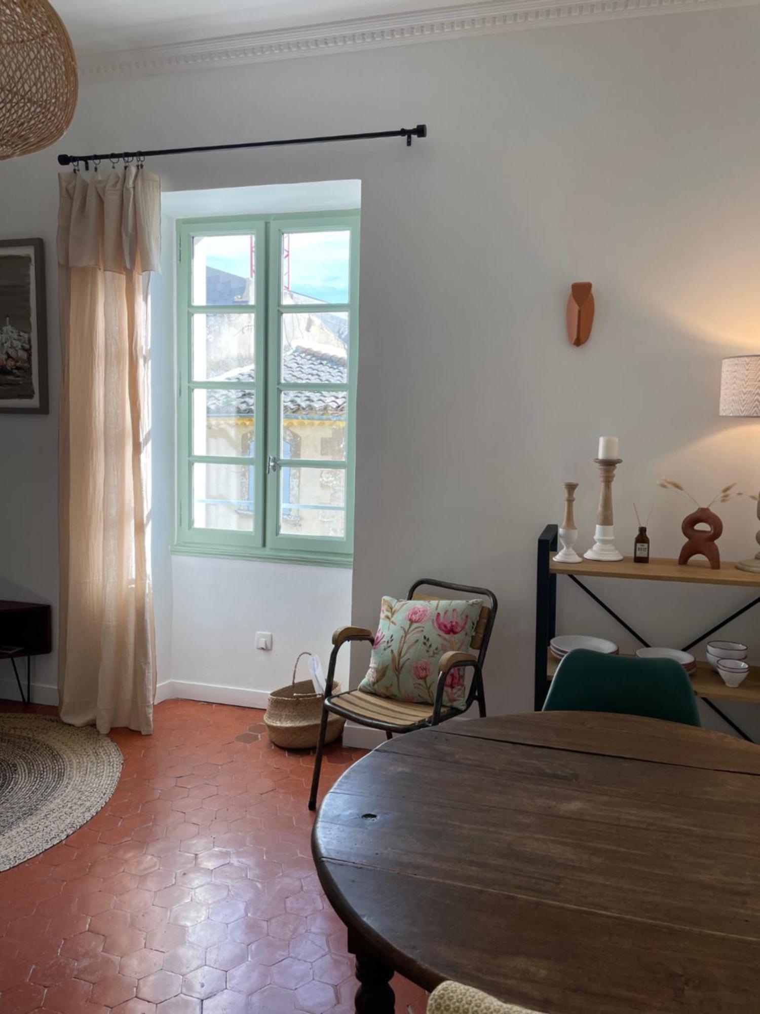 L'Ecrin De Mona Au Coeur De Lourmarin Apartment ภายนอก รูปภาพ
